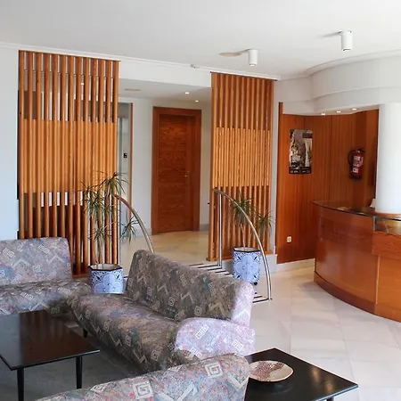 Residencia Miramar Сан-Висенте-де-ла-Баркера