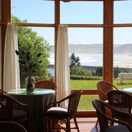 Residencia Miramar 3* Сан-Висенте-де-ла-Баркера