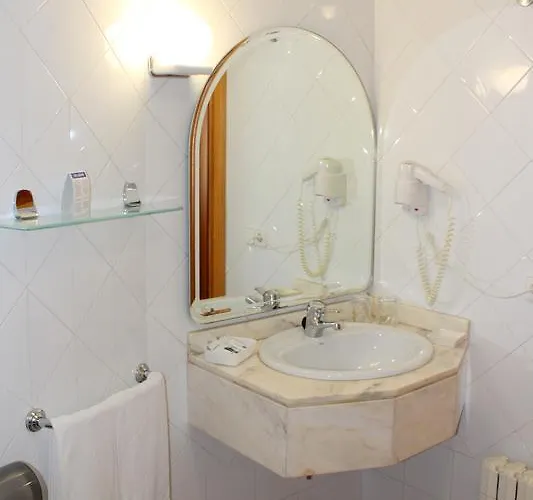 Residencia Miramar Hotel 3*