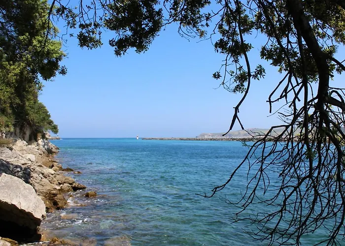 Residencia Miramar Hotell 3*